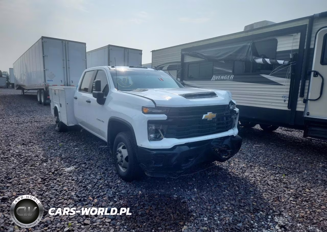 2024 Chevrolet Silverado K3500 VIN:1GB4YSE74RF336762 - 4