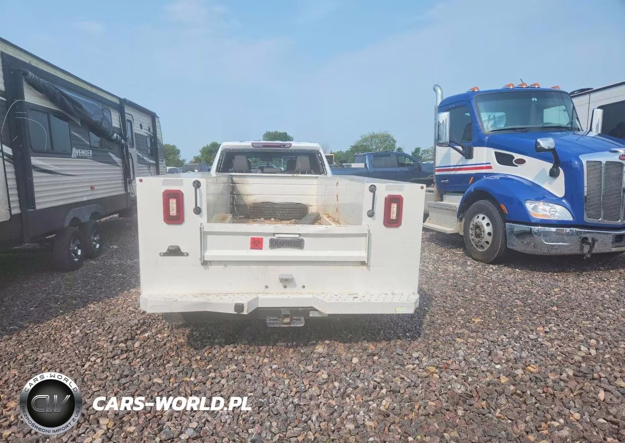 2024 Chevrolet Silverado K3500 VIN:1GB4YSE74RF336762 - 6