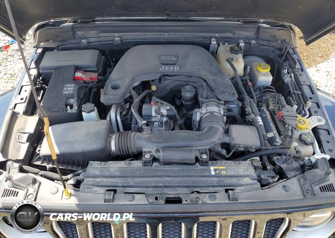 2020 Jeep Wrangler Unlimited Sahara VIN:1C4HJXEG6LW270799 - 12