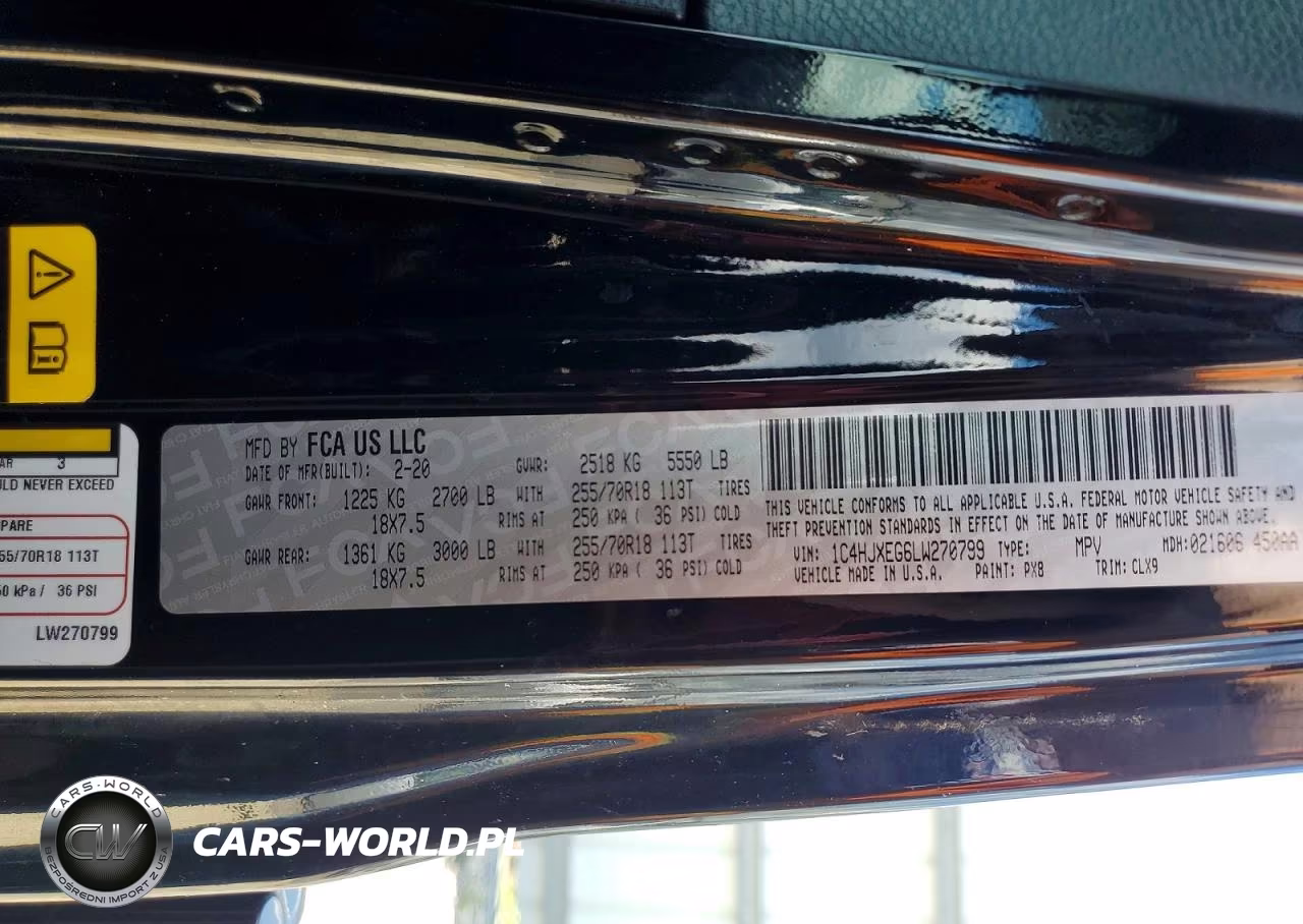 2020 Jeep Wrangler Unlimited Sahara VIN:1C4HJXEG6LW270799 - 13