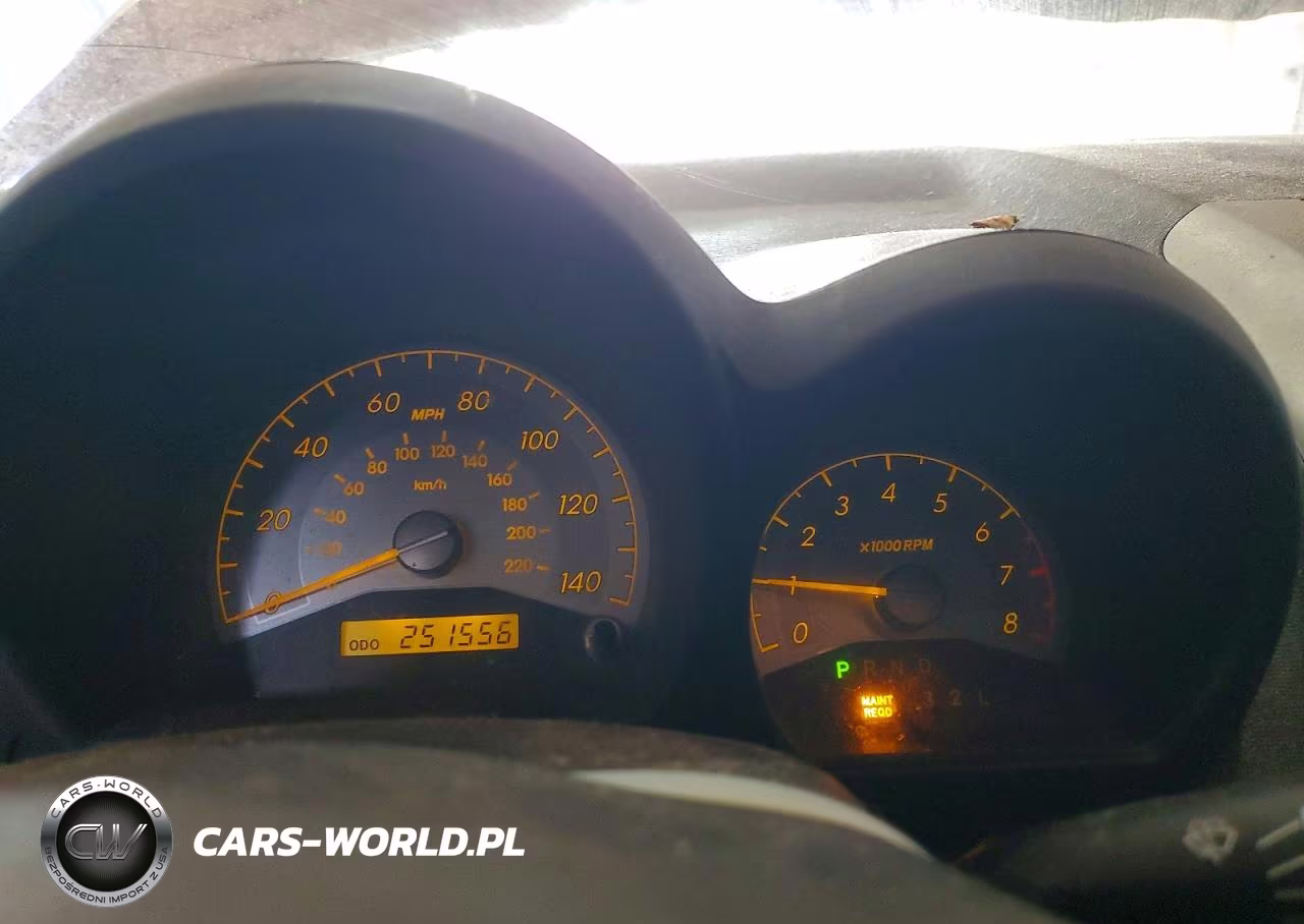 2006 Scion Tc Base VIN:JTKDE167060083122 - 9