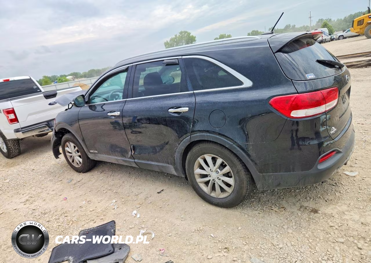 2018 Kia Sorento Lx V6 VIN:5XYPGDA58JG338642 - 2