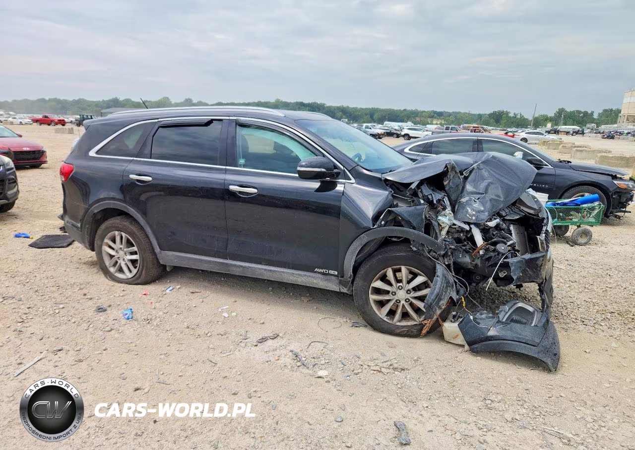 2018 Kia Sorento Lx V6 VIN:5XYPGDA58JG338642 - 4
