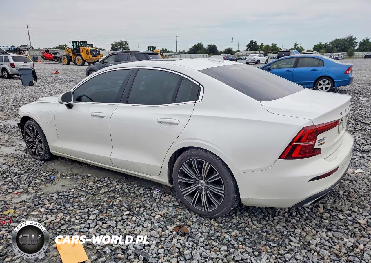 2021 Volvo S60 T8 Recharge Inscription VIN:7JRBR0FL3MG124178 - 2