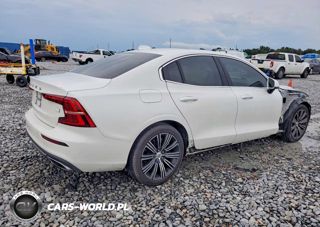 2021 Volvo S60 T8 Recharge Inscription VIN:7JRBR0FL3MG124178 - 3
