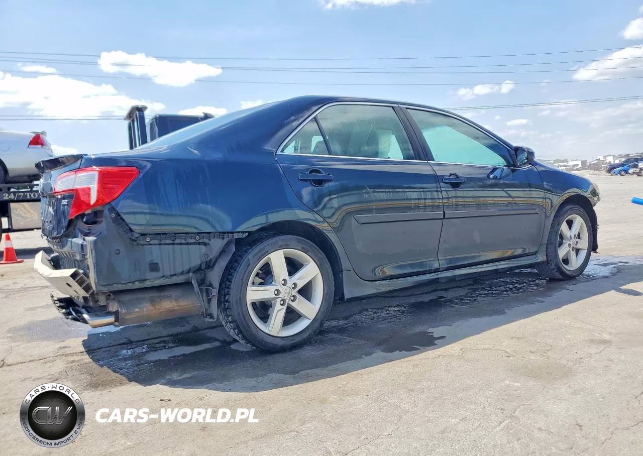 2013 Toyota Camry Se VIN:4T1BF1FK8DU683503 - 3