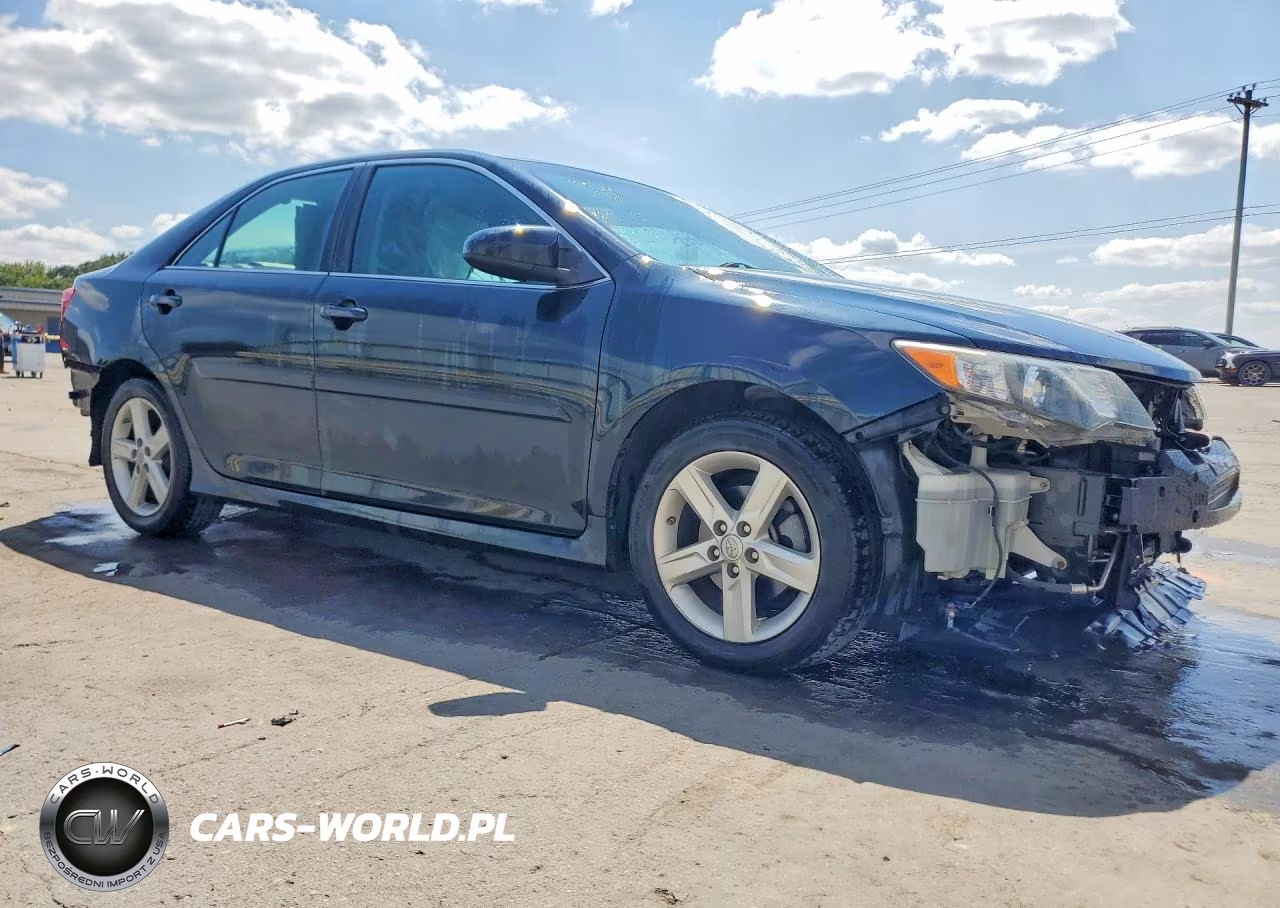 2013 Toyota Camry Se VIN:4T1BF1FK8DU683503 - 4