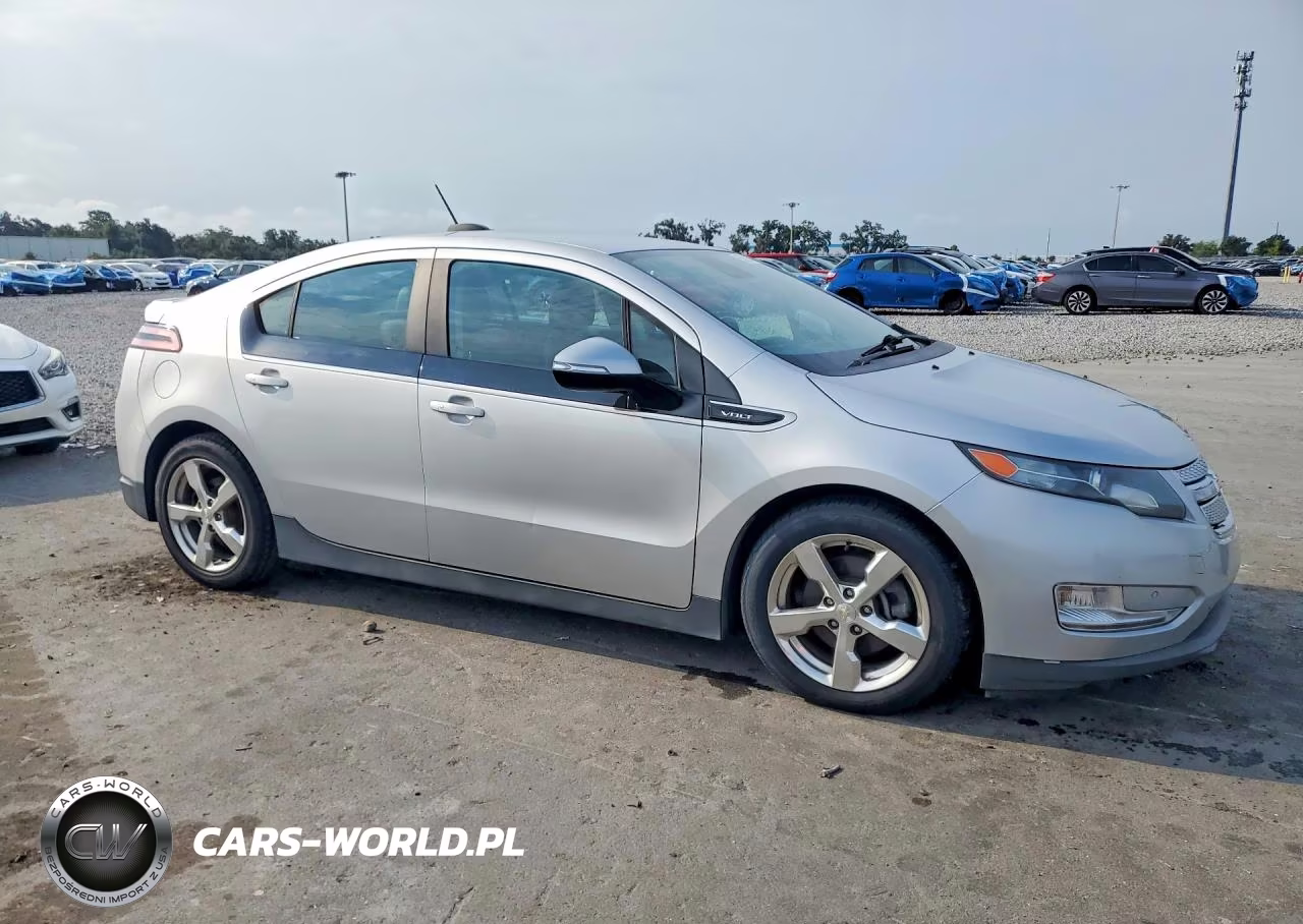 2015 Chevrolet Volt VIN:1G1RB6E41FU105057 - 4