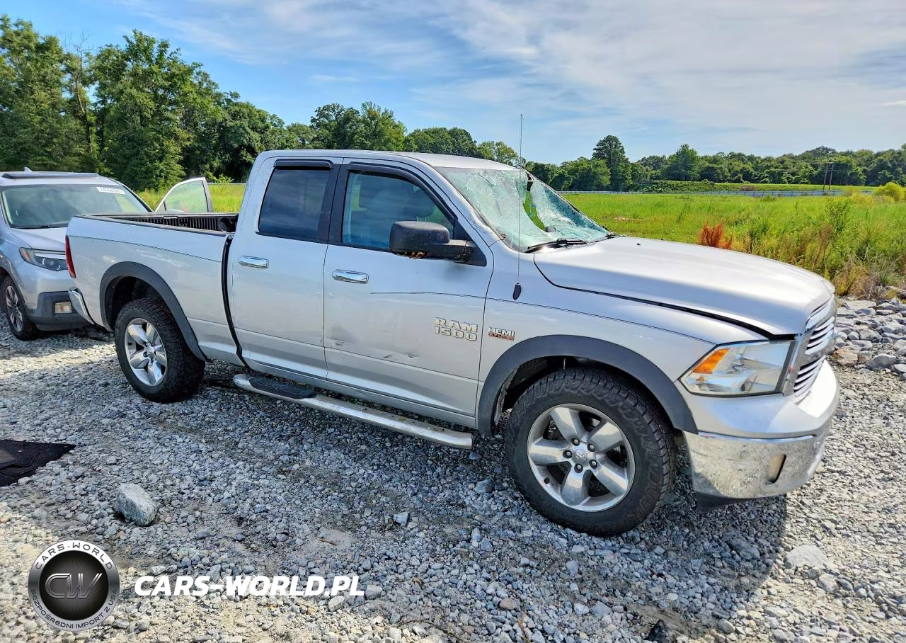 2018 Ram 1500 Slt VIN:1C6RR7GT4JS311918 - 4