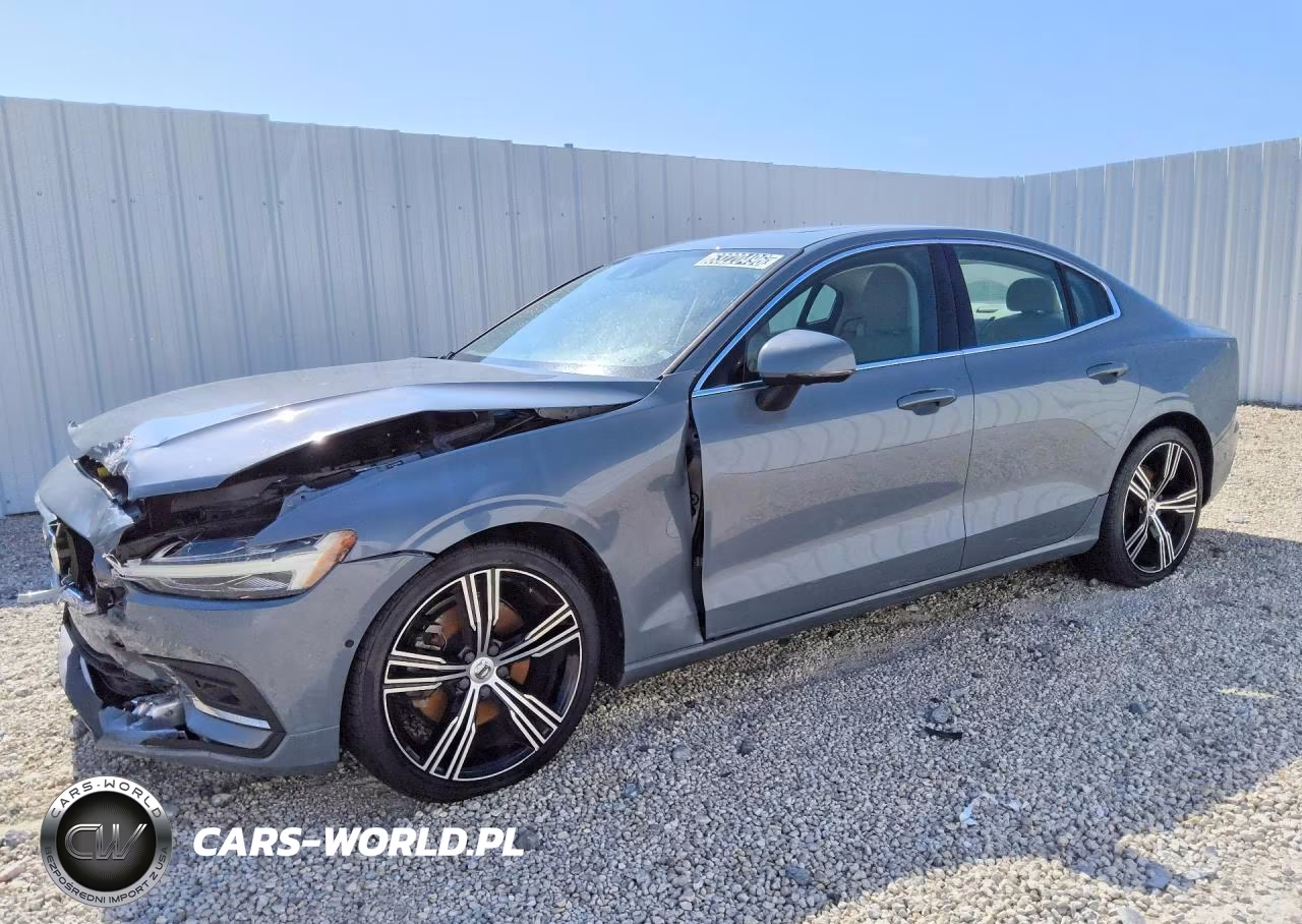 2022 Volvo S60 B5 Inscription