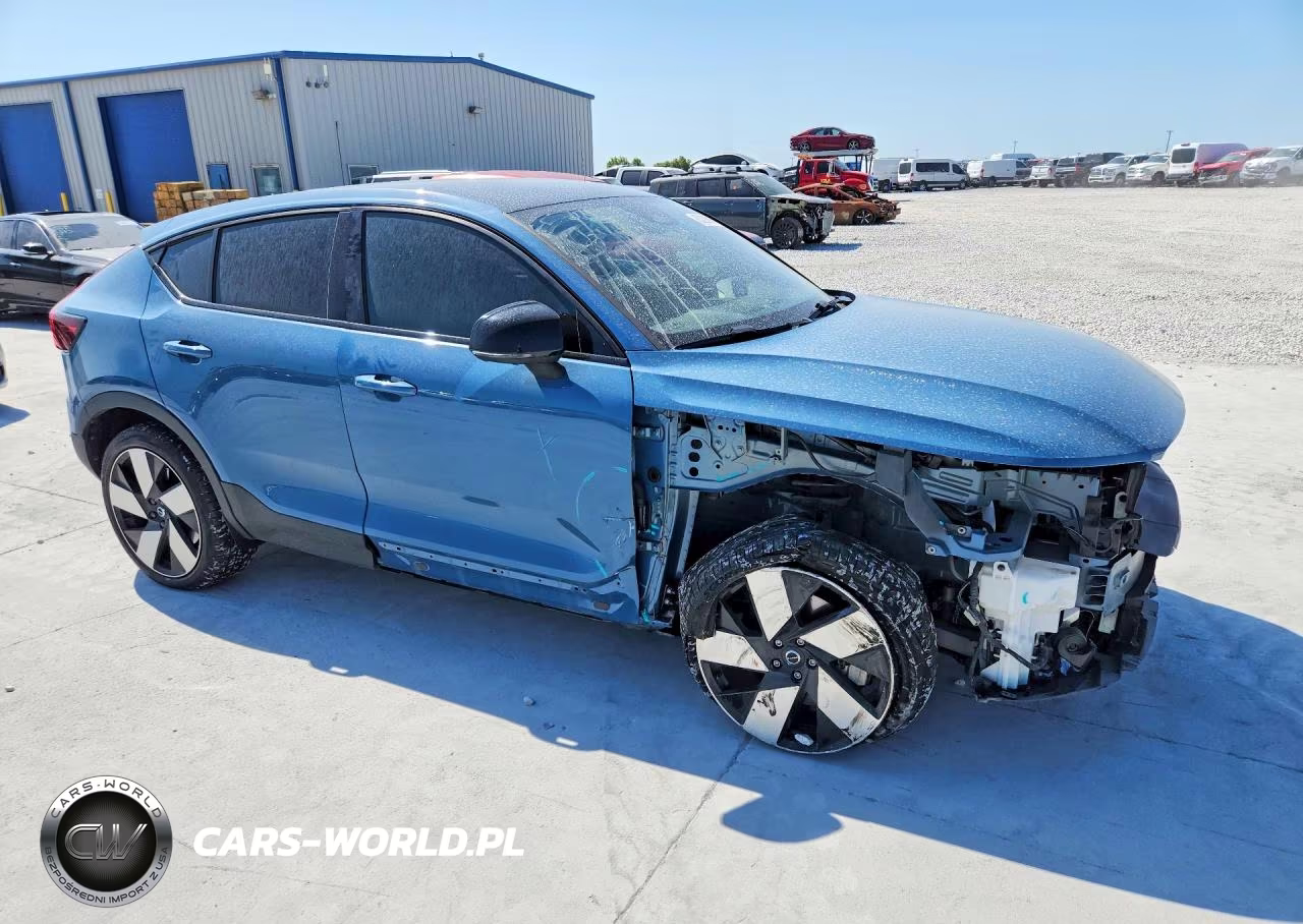 2023 Volvo C40 Recharge Ultimate VIN:YV4ED3GM5P2051459 - 4