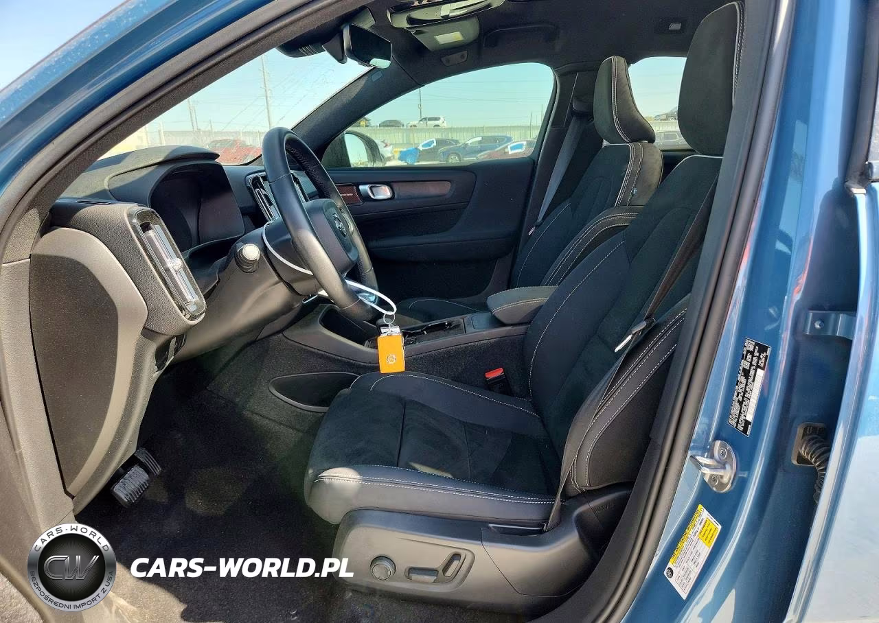 2023 Volvo C40 Recharge Ultimate VIN:YV4ED3GM5P2051459 - 7