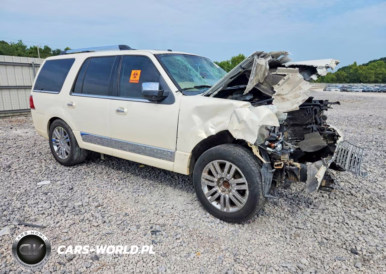 2008 Lincoln Navigator VIN:5LMFU285X8LJ04377 - 4