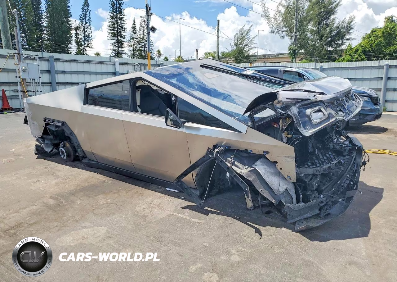 2024 Tesla Cybertruck VIN:7G2CEHEEXRA038443 - 4