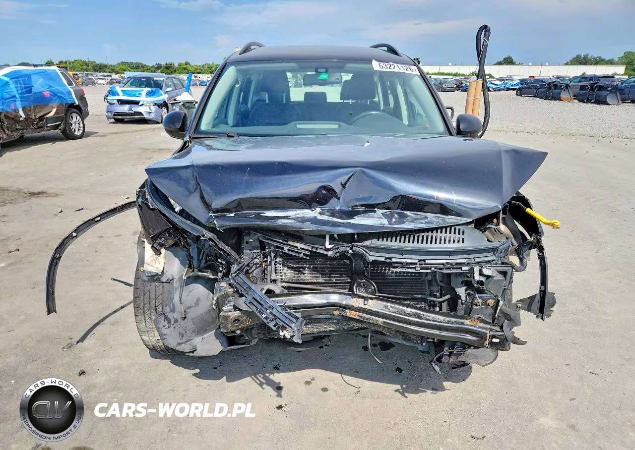 2016 Volkswagen Tiguan S VIN:WVGBV7AX5GW014414 - 5