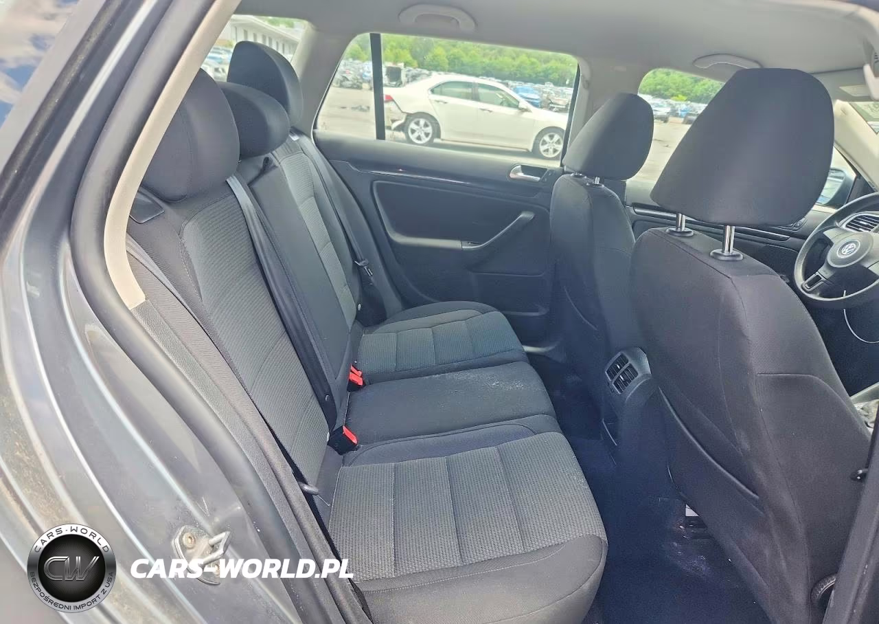 2012 Volkswagen Jetta S VIN:3VWPP7AJ8CM605490 - 10