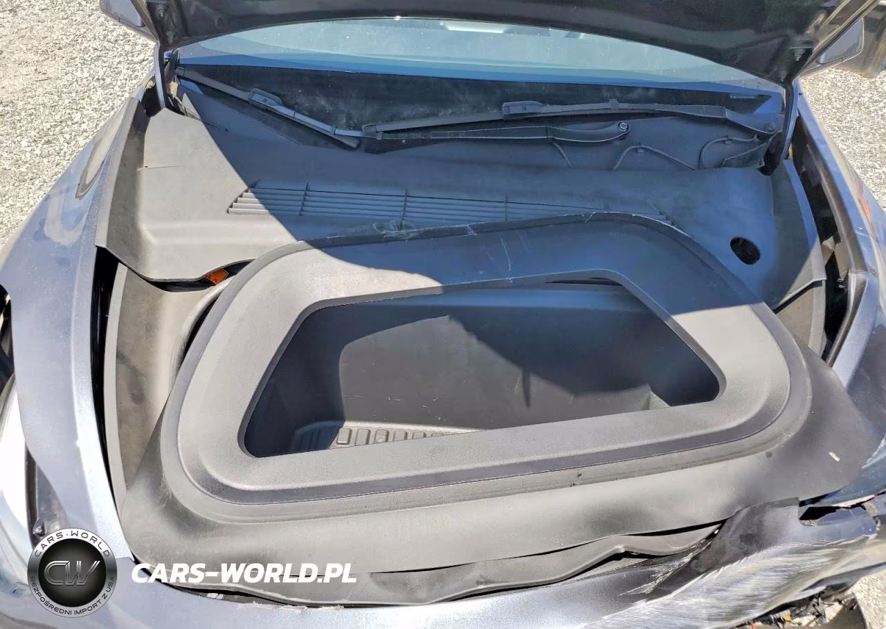 2022 Tesla Model Y VIN:7SAYGDEE0NA006223 - 11