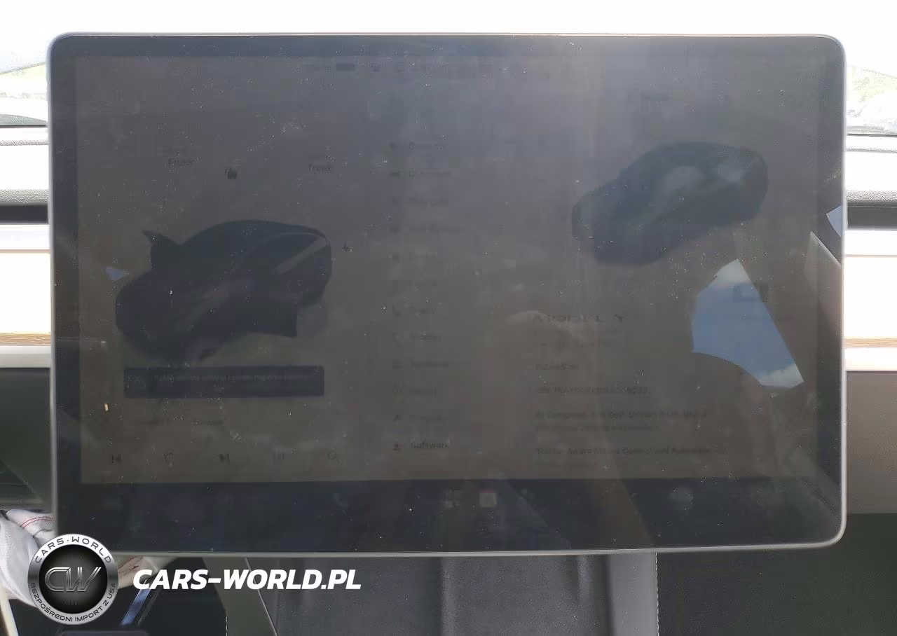 2022 Tesla Model Y VIN:7SAYGDEE0NA006223 - 9