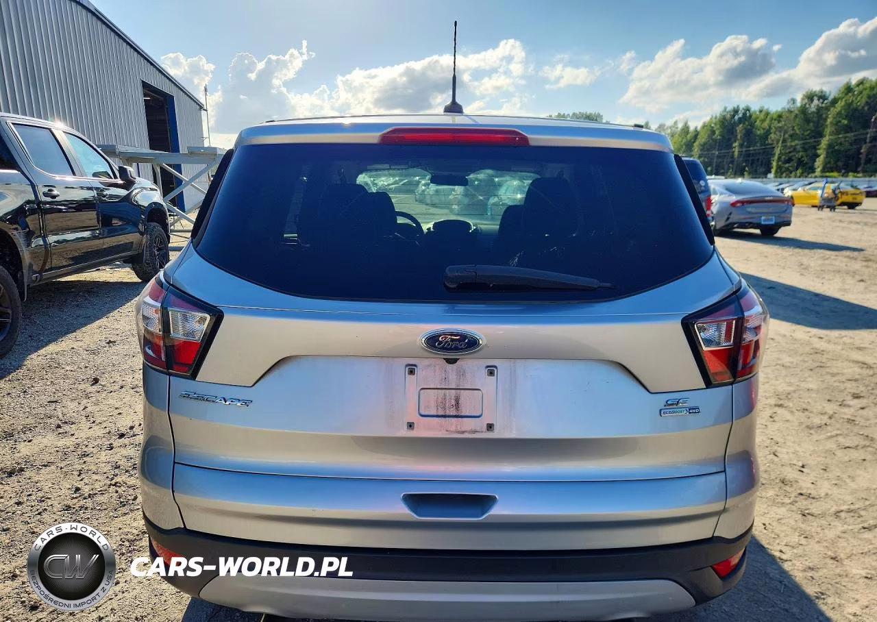 2017 Ford Escape Se VIN:1FMCU9GD6HUD99012 - 6