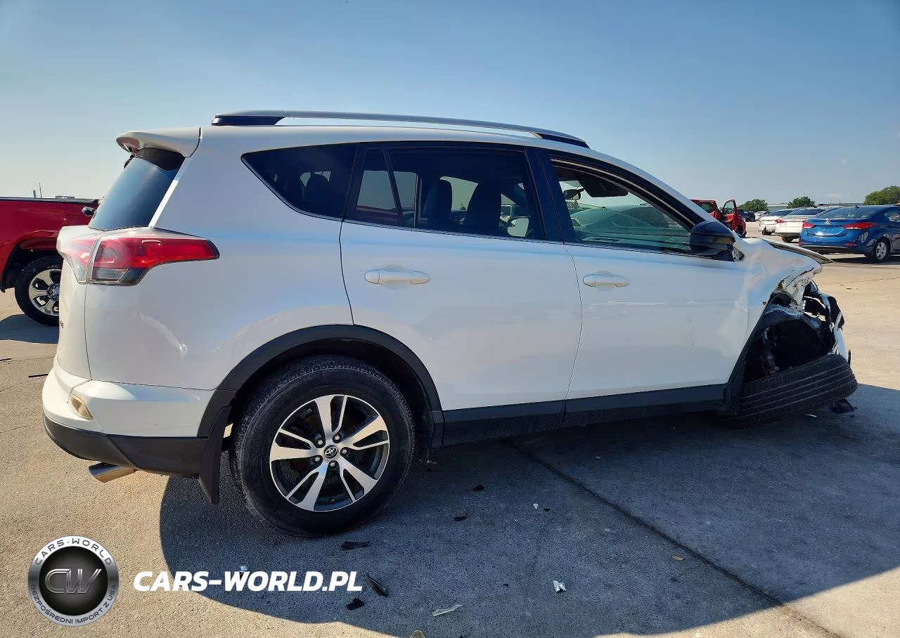 2016 Toyota Rav4 Le VIN:JTMZFREV3GJ086228 - 3