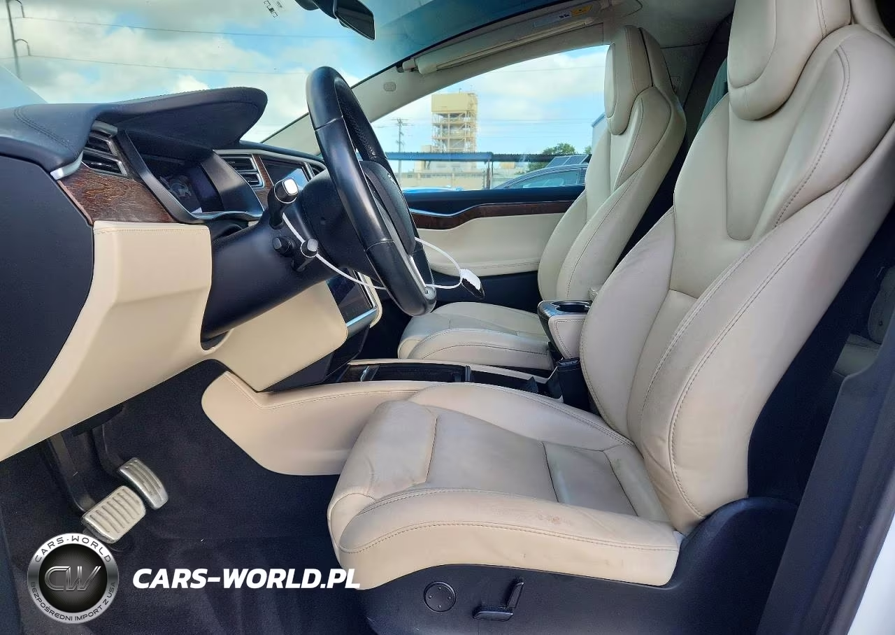 2018 Tesla Model X VIN:5YJXCDE27JF088765 - 7