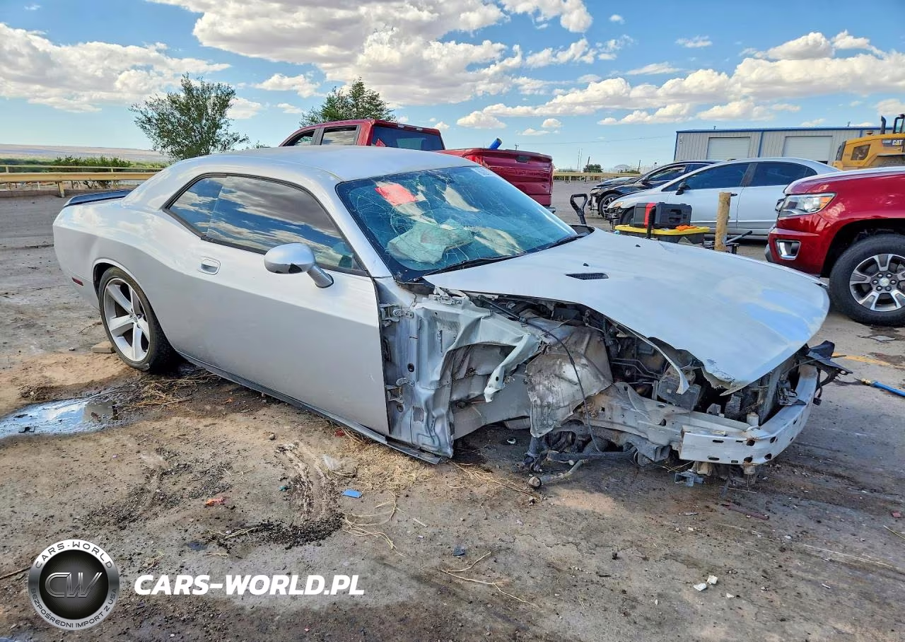 2010 Dodge Challenger Srt-8 VIN:2B3CJ7DW1AH161277 - 4