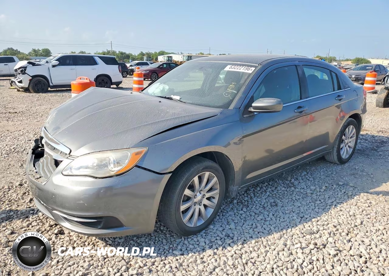 2013 Chrysler 200 Touring VIN:1C3CCBBBXDN693980 - 1