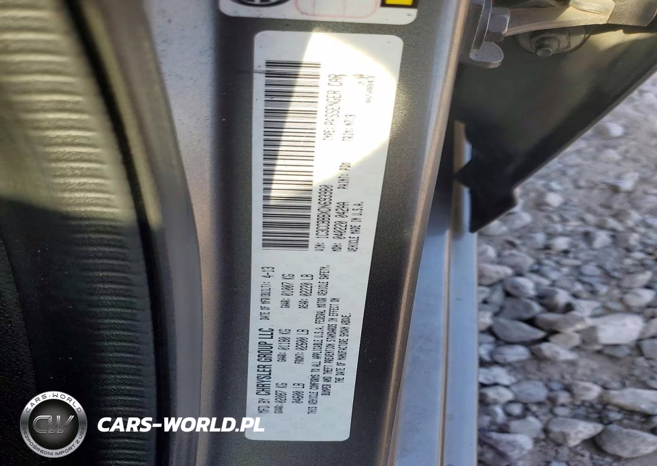 2013 Chrysler 200 Touring VIN:1C3CCBBBXDN693980 - 12
