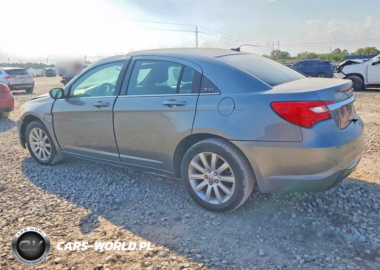 2013 Chrysler 200 Touring VIN:1C3CCBBBXDN693980 - 2