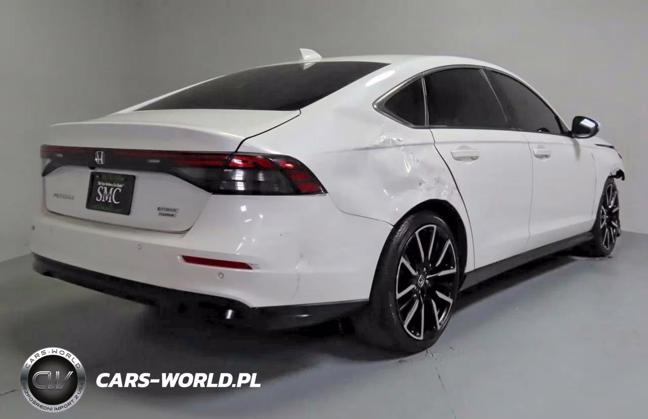 2024 Honda Accord Touring Hybrid VIN:1HGCY2F8XRA084383 - 3