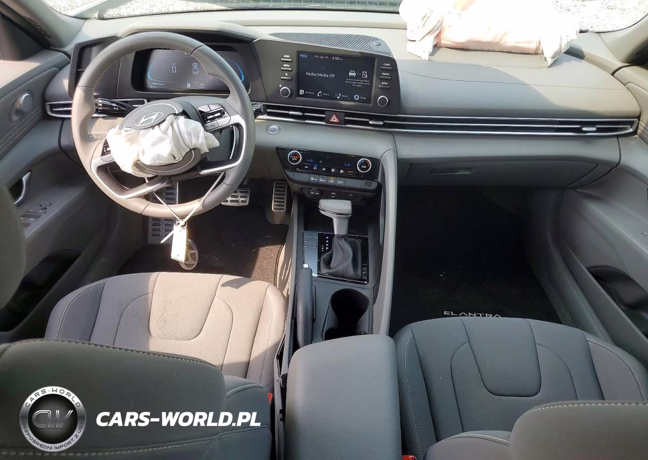 2026 Hyundai Elantra Sel Sport VIN:KMHLM4DG5TU126864 - 8
