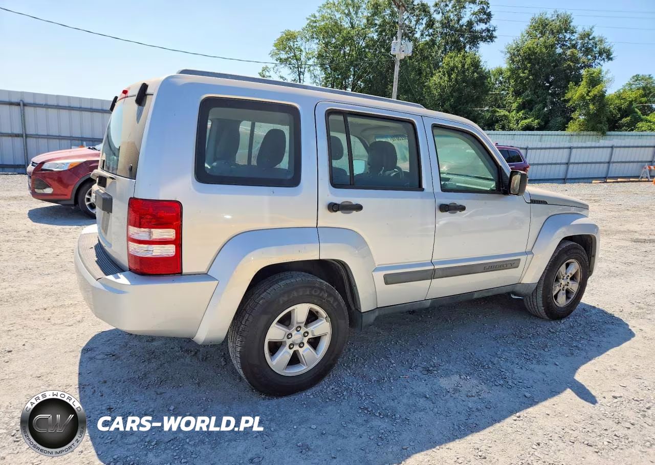 2011 Jeep Liberty Sport VIN:1J4PN2GK3BW553836 - 3