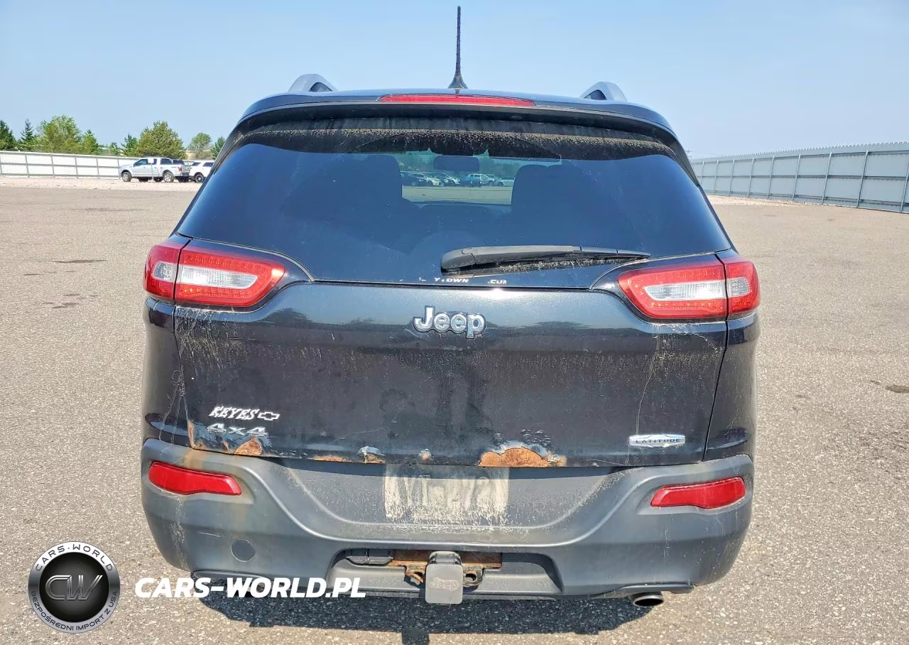 2014 Jeep Cherokee Latitude VIN:1C4PJMCS2EW247976 - 6