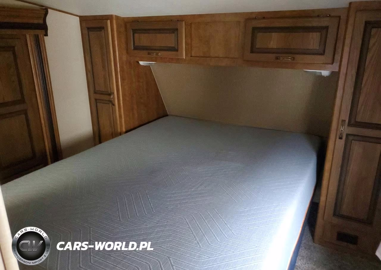 2015 Cross Roads Rezerve Camper VIN:4V0FC2729FE015554 - 9