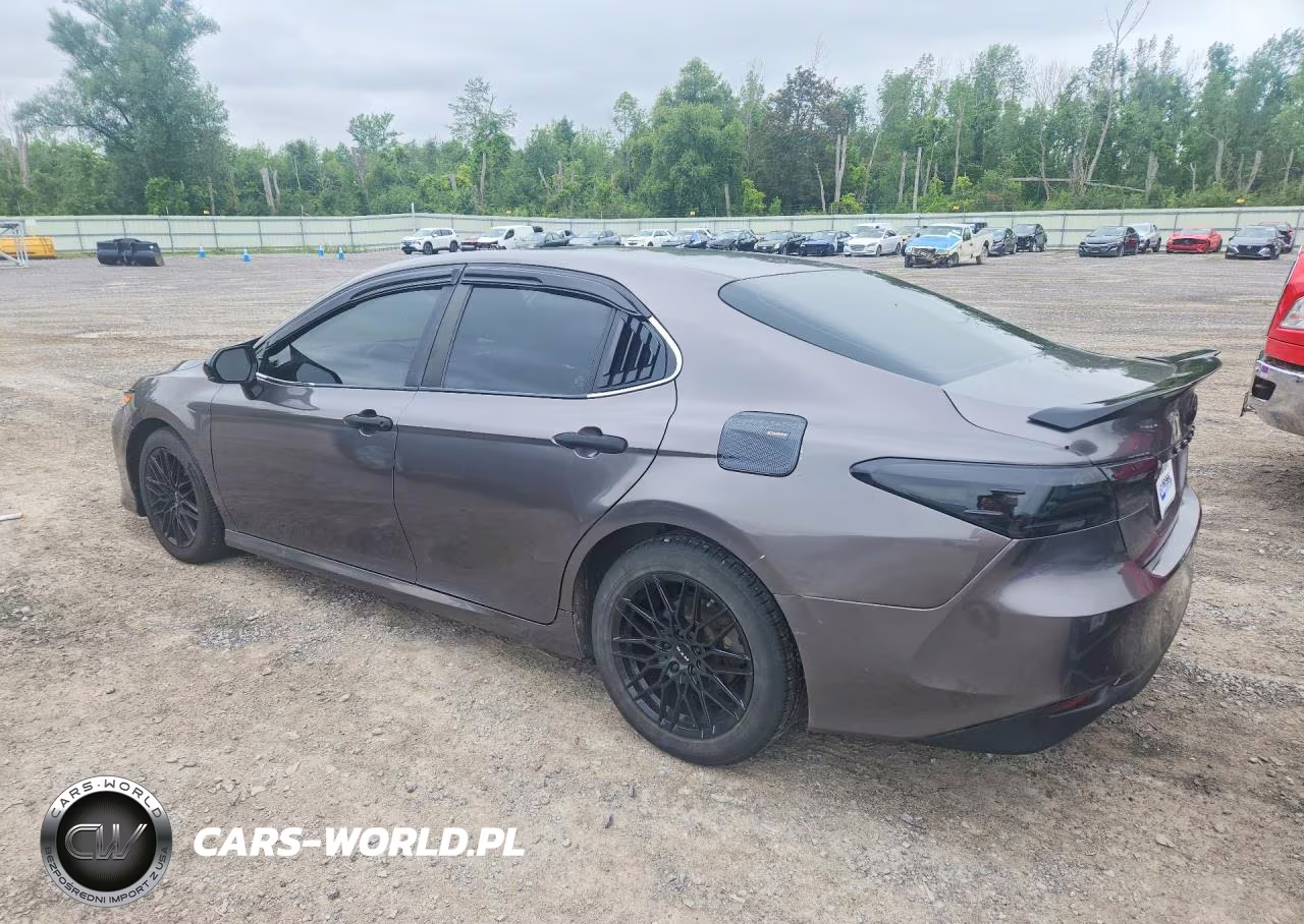 2018 Toyota Camry Le VIN:4T1B11HK6JU017604 - 2