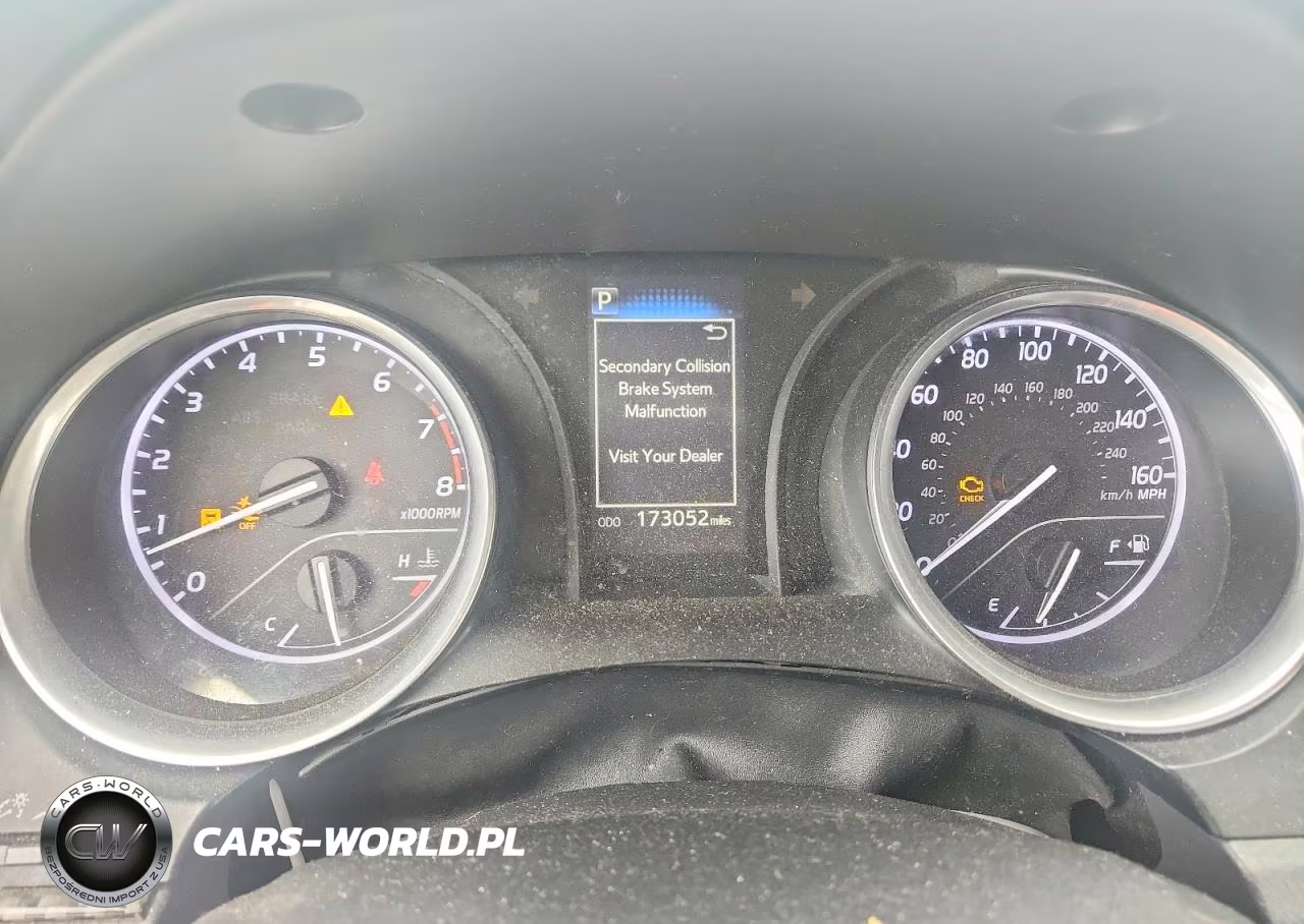 2018 Toyota Camry Le VIN:4T1B11HK6JU017604 - 9