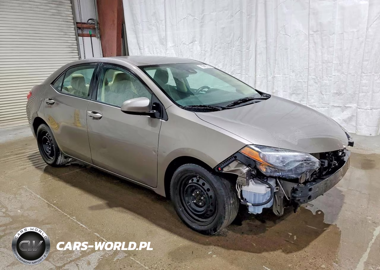 2017 Toyota Corolla Le VIN:2T1BURHE3HC943289 - 4