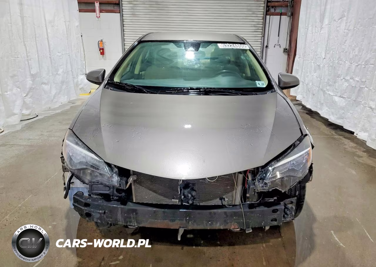 2017 Toyota Corolla Le VIN:2T1BURHE3HC943289 - 5