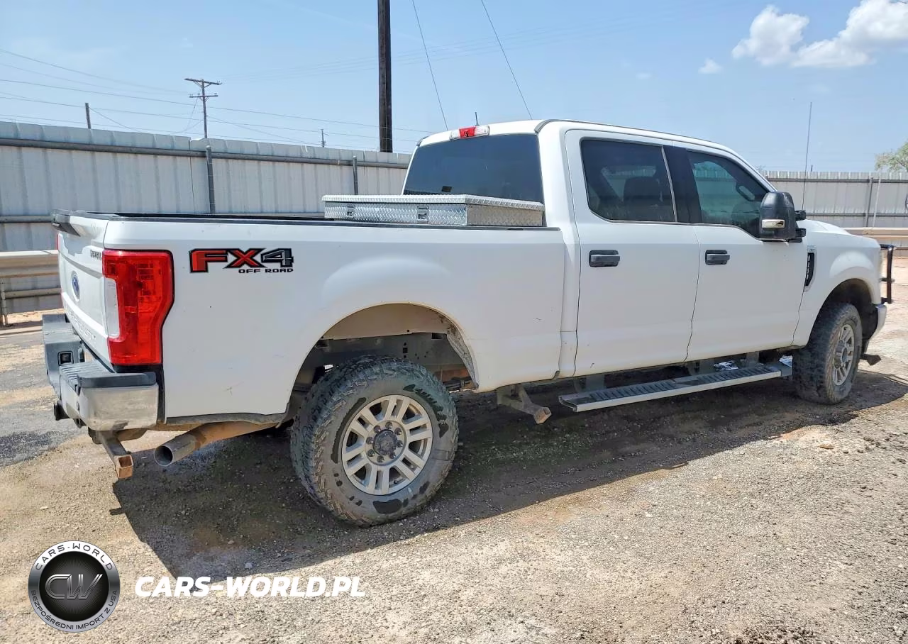 2019 Ford F250 Super Duty VIN:1FT7W2B65KEF33347 - 3