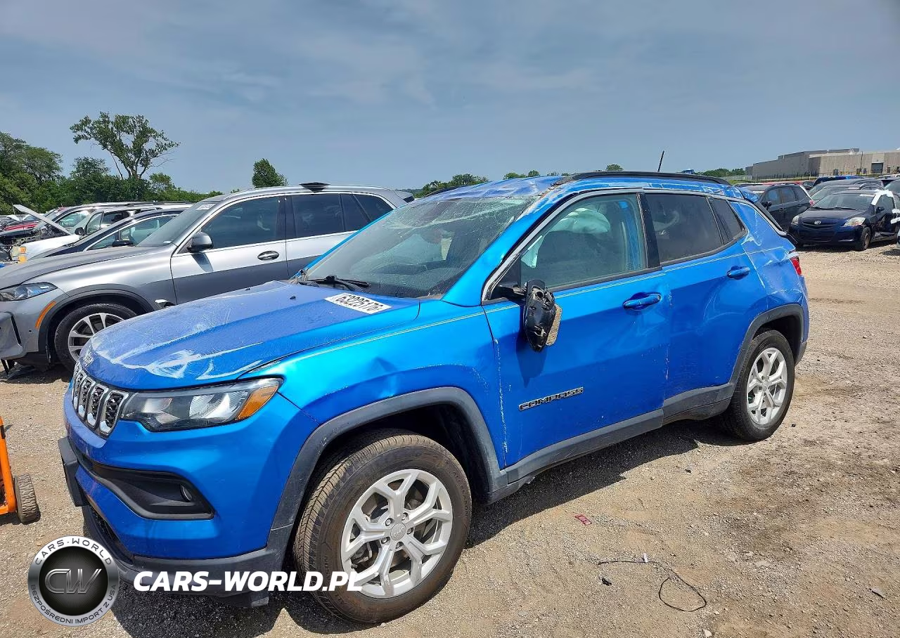 2024 Jeep Compass Latitude – zdjęcie 1 z 13