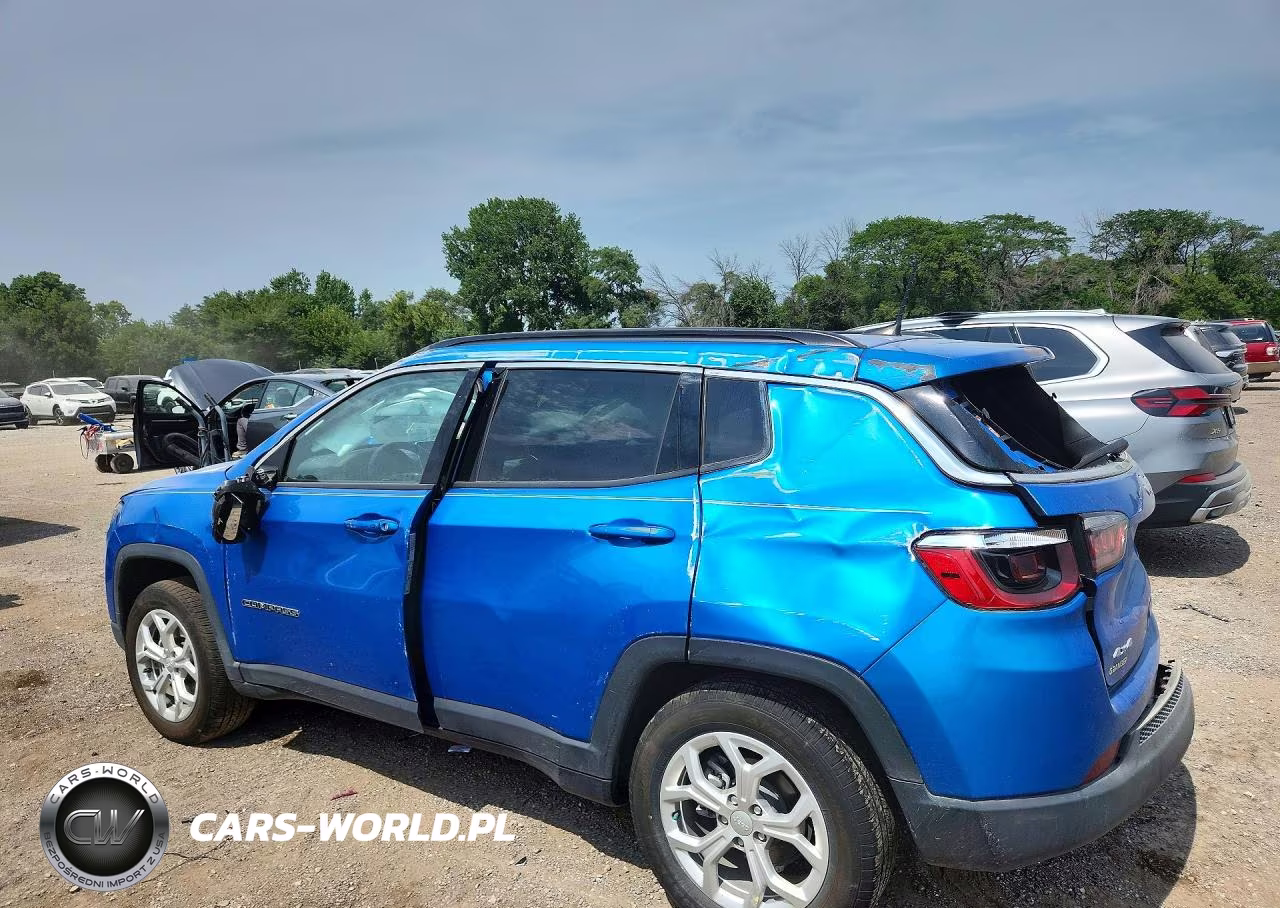 2024 Jeep Compass Latitude VIN:3C4NJDBN0RT114115 - 2