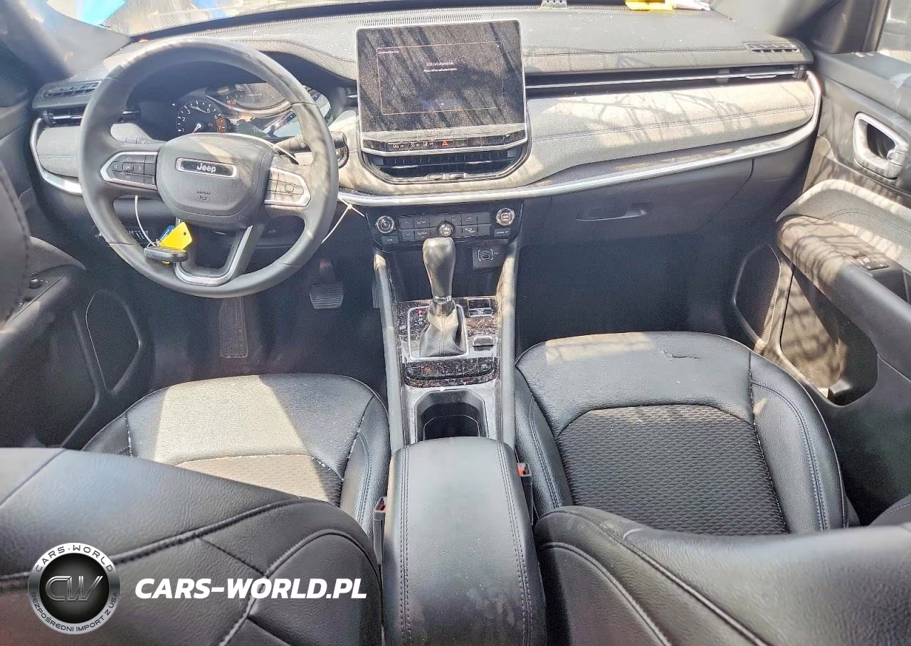 2024 Jeep Compass Latitude VIN:3C4NJDBN0RT114115 - 8