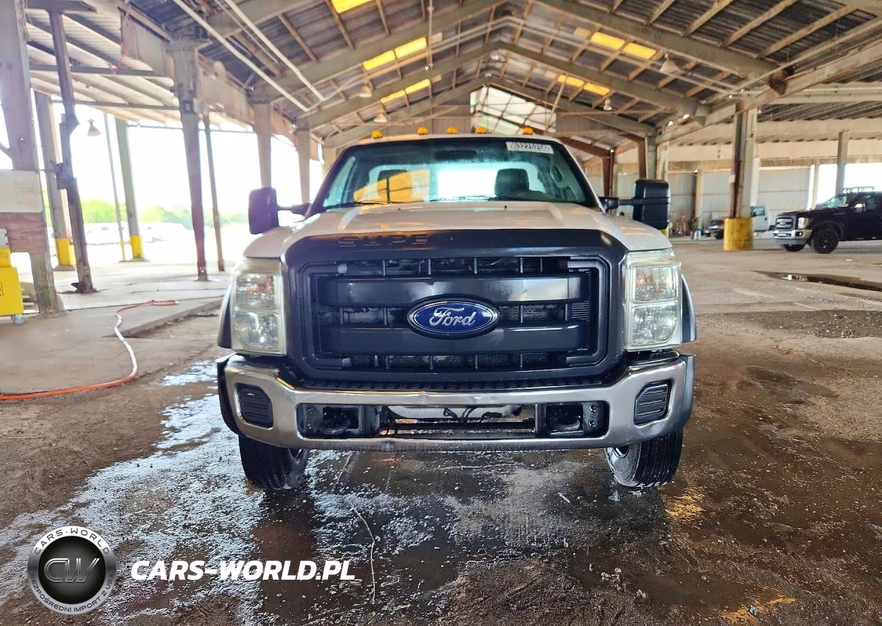 2012 Ford F550 Super Duty VIN:1FDUF5GT5CEC44081 - 5