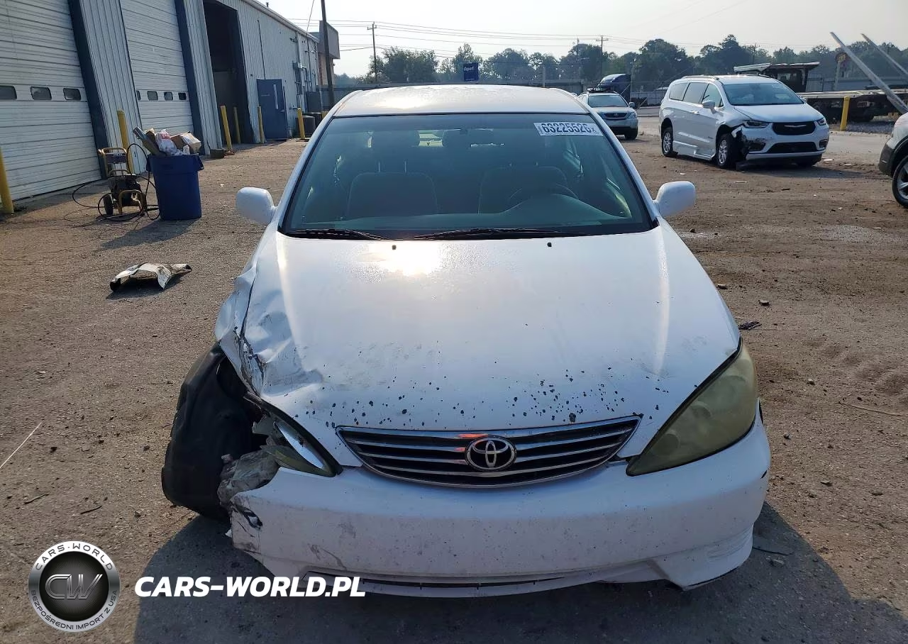 2005 Toyota Camry Le VIN:4T1BE32K35U536320 - 5
