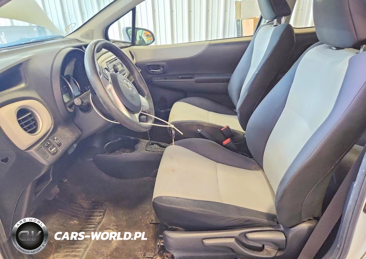 2014 Toyota Yaris 3-Door Le VIN:JTDJTUD30ED594662 - 7