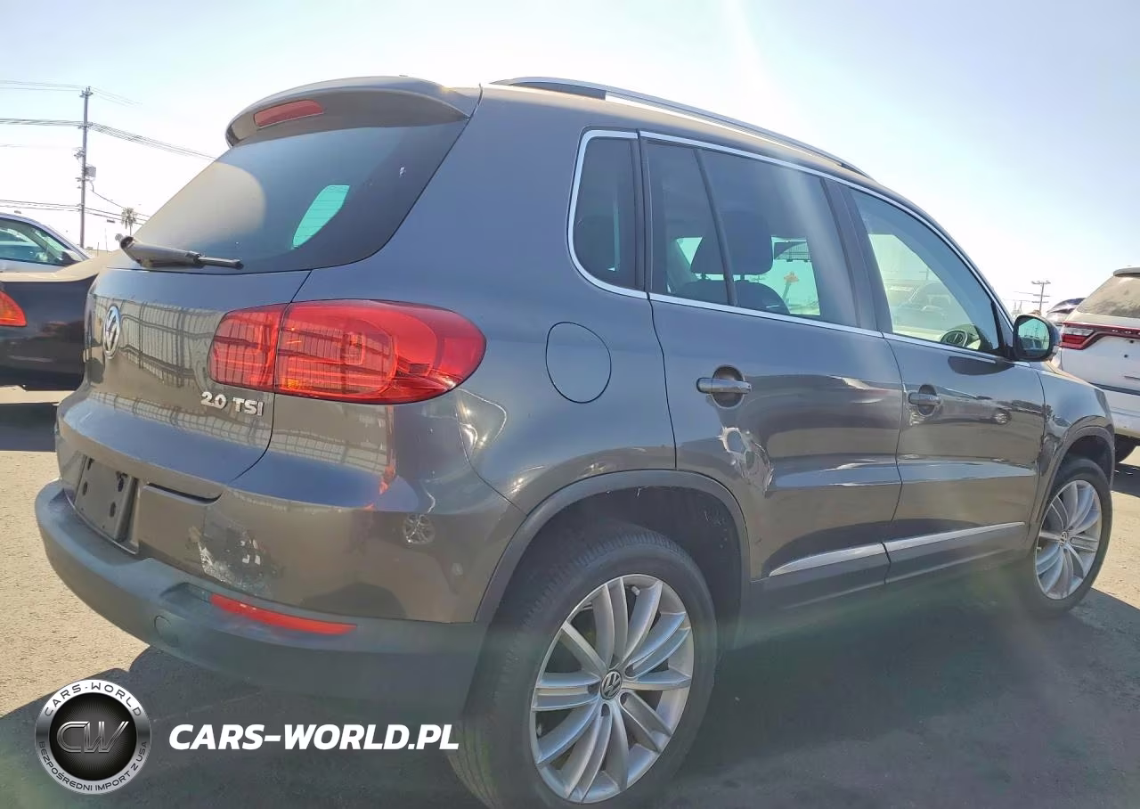 2012 Volkswagen Tiguan S VIN:WVGAV7AX3CW006009 - 3