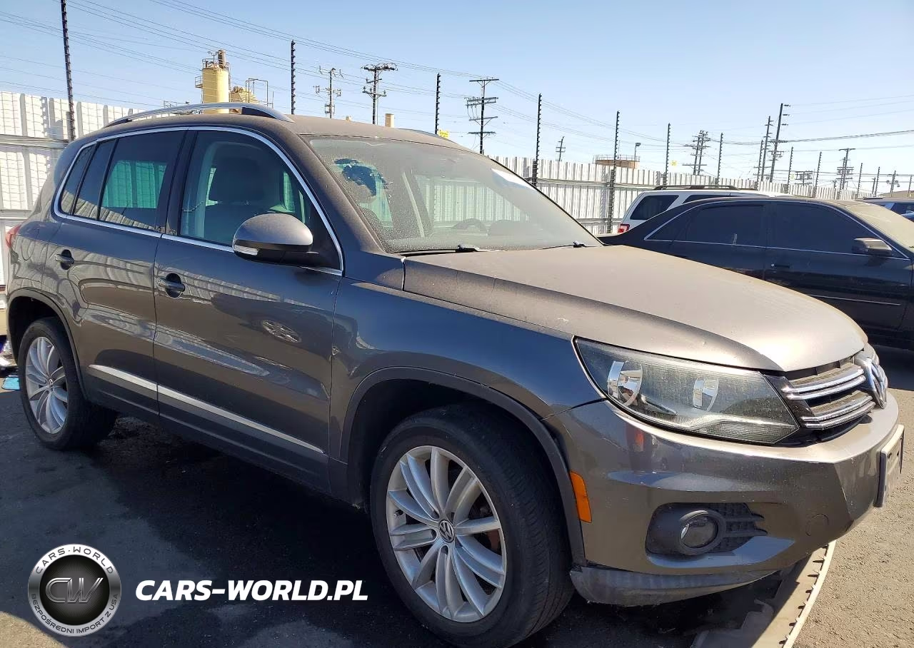 2012 Volkswagen Tiguan S VIN:WVGAV7AX3CW006009 - 4