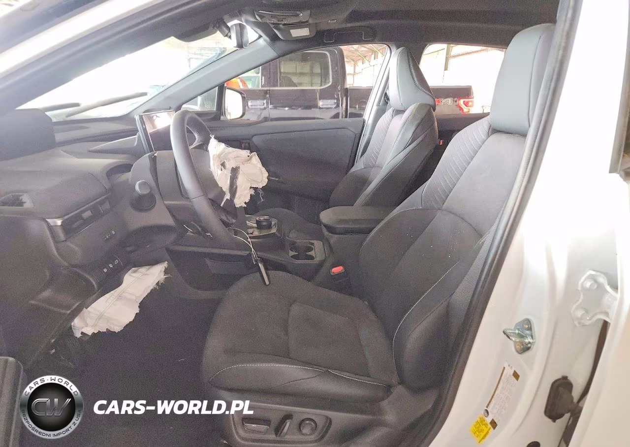 2026 Toyota C-Hr Xse VIN:JTMAAAAD2TJ006115 - 7
