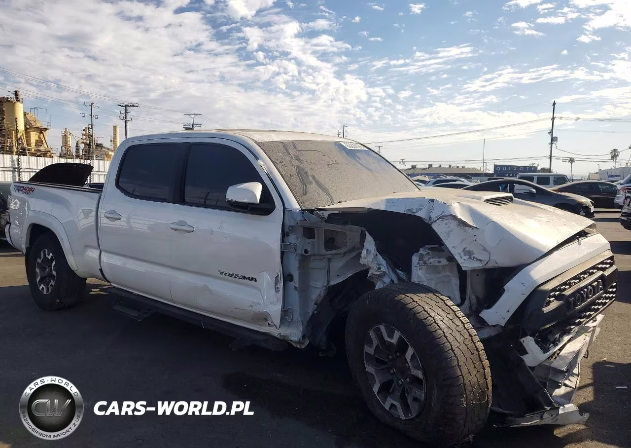 2017 Toyota Tacoma Trd Sport VIN:3TMDZ5BN0HM022490 - 4