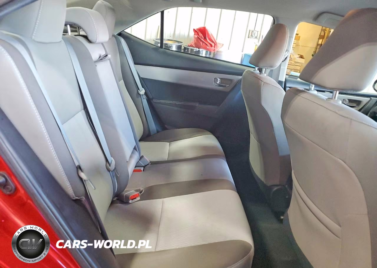 2018 Toyota Corolla Le VIN:2T1BURHE2JC109214 - 10